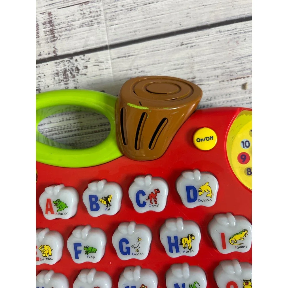 V-tech Alphabet Apple Light Up Toy Red Kids Learning Vintage TESTED WORKING